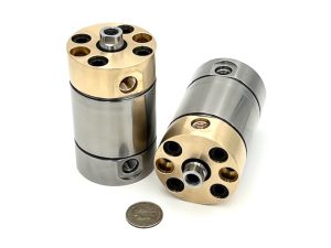Compact hydraulic cylinders